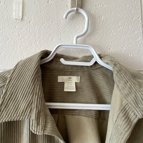 Green Corduroy button up - Picture 3 of 6
